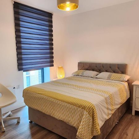 Lovely Luxury Apartment Near Luton Airport 801 Экстерьер фото